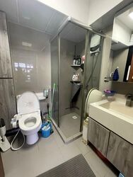 Tampines Street 61 (Tampines), Multi Generation #459716871